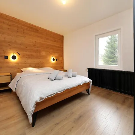 Nyaraló L'echappee - Renove, Terrasse, Jardin